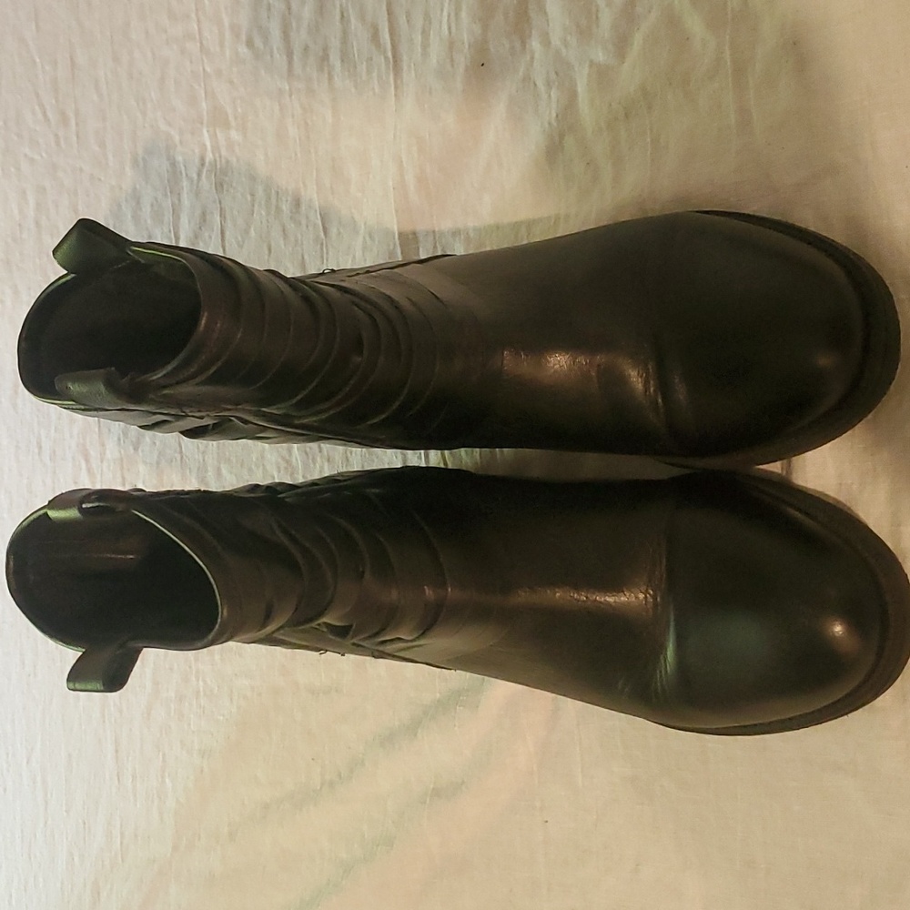 Leather slip on short boots, 36